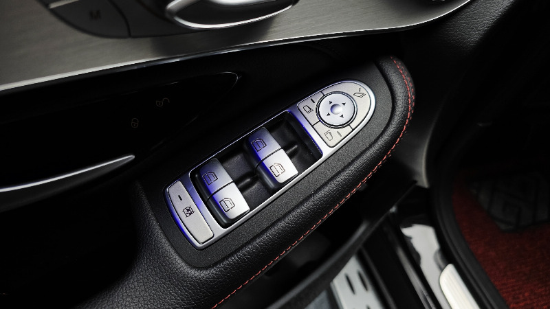 car Mercedes Benz GLC id51555 photo #15