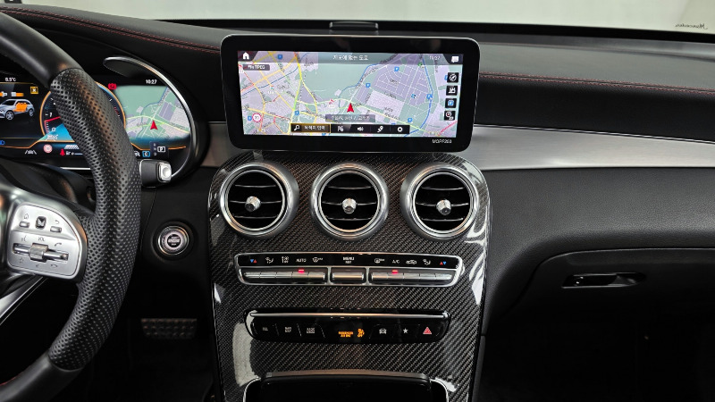 car Mercedes Benz GLC id51559 photo #16