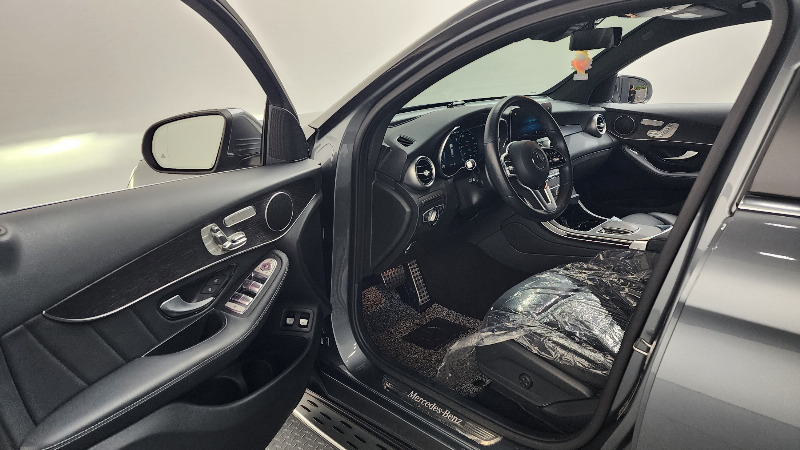 car Mercedes Benz GLC id51563 photo #10