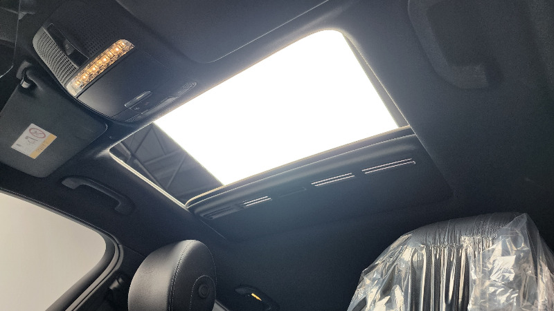 car Mercedes Benz GLC id51563 photo #19