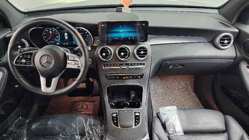 car Mercedes Benz GLC id51563 photo #7