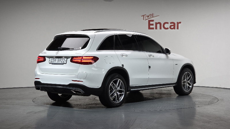car Mercedes Benz GLC id51569 photo #2