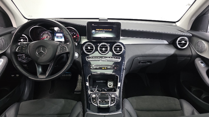 car Mercedes Benz GLC id51569 photo #7