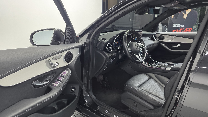 car Mercedes Benz GLC id51571 photo #10