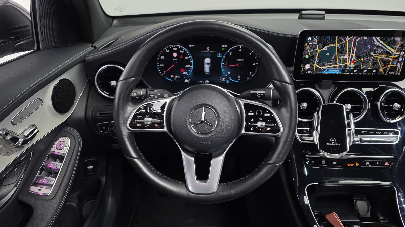 car Mercedes Benz GLC id51571 photo #13