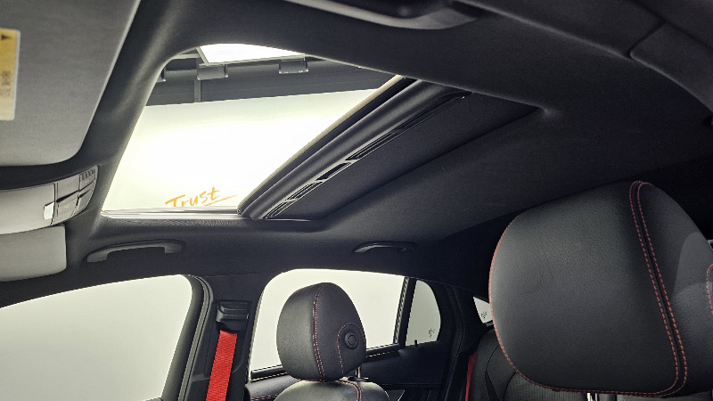 car Mercedes Benz GLC id51574 photo #19