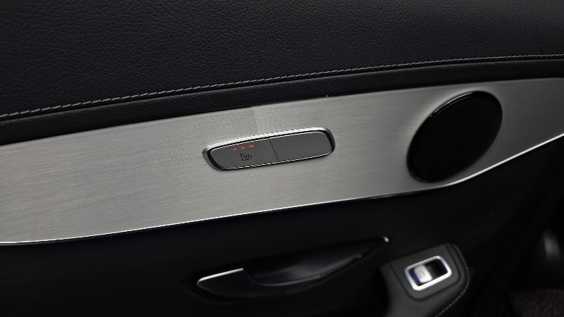 car Mercedes Benz GLC id51584 photo #18