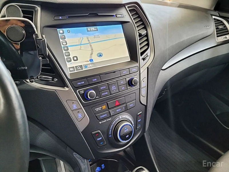 car Hyundai Santa FE id51661 photo #16