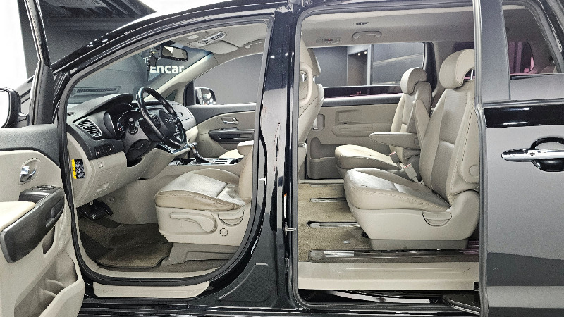 car KIA Carnival id51900 photo #10