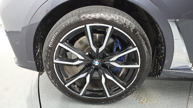 car BMW X7 id51926 photo #5