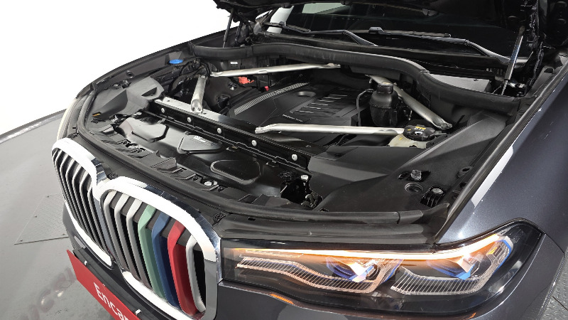 car BMW X7 id51926 photo #6