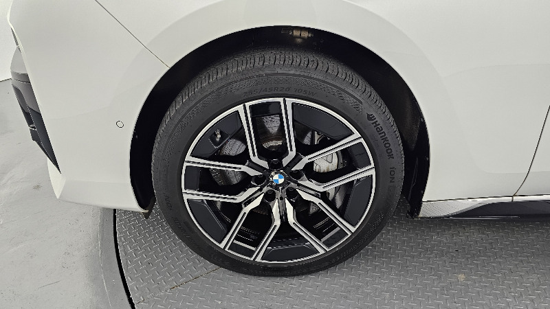 car BMW i7 id51941 photo #5
