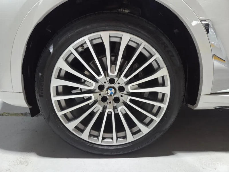 car BMW X7 id51954 photo #5