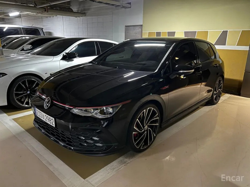 car Volkswagen Golf id52014 main photo