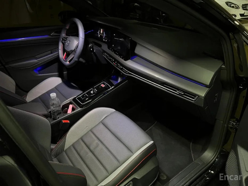car Volkswagen Golf id52014 photo #9