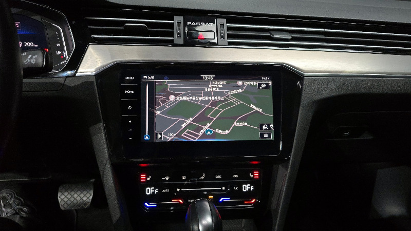 car Volkswagen Passat id52021 photo #16
