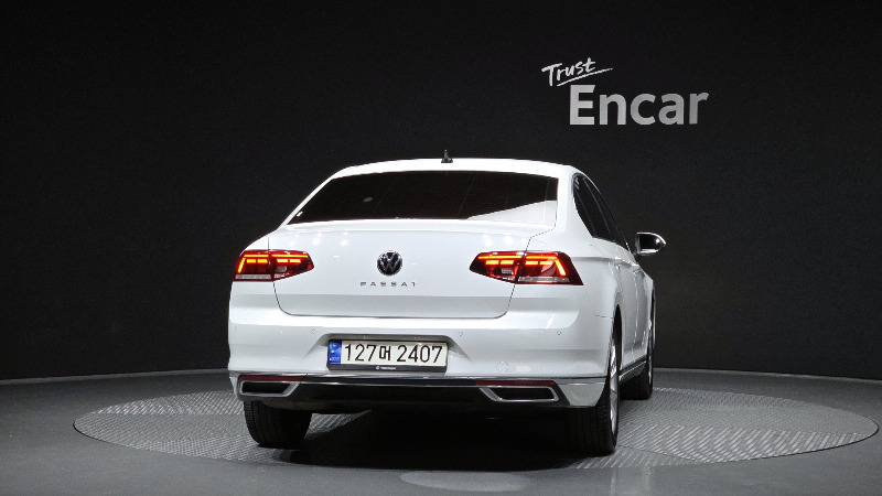 car Volkswagen Passat id52021 photo #4