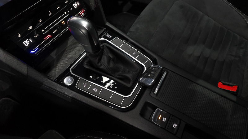 car Volkswagen Passat id52021 photo #9