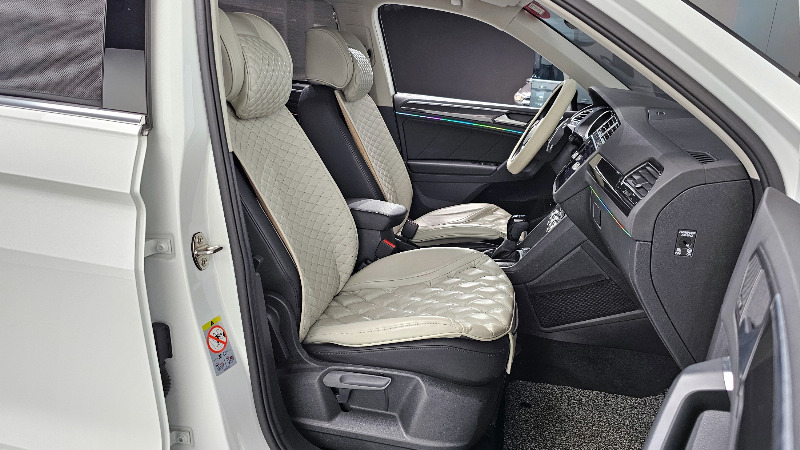 car Volkswagen Tiguan id52050 photo #10