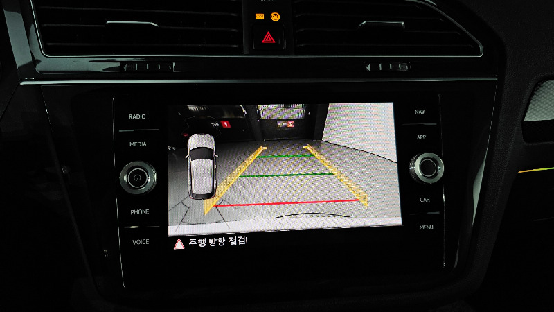 car Volkswagen Tiguan id52050 photo #14