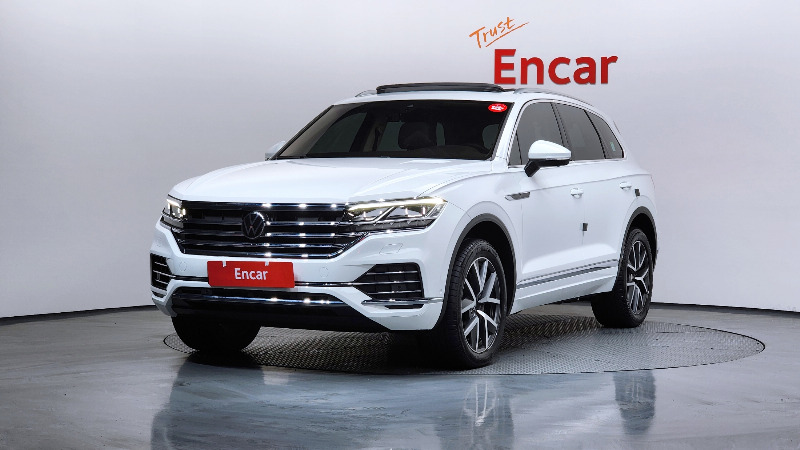 car Volkswagen Touareg id52051 main photo
