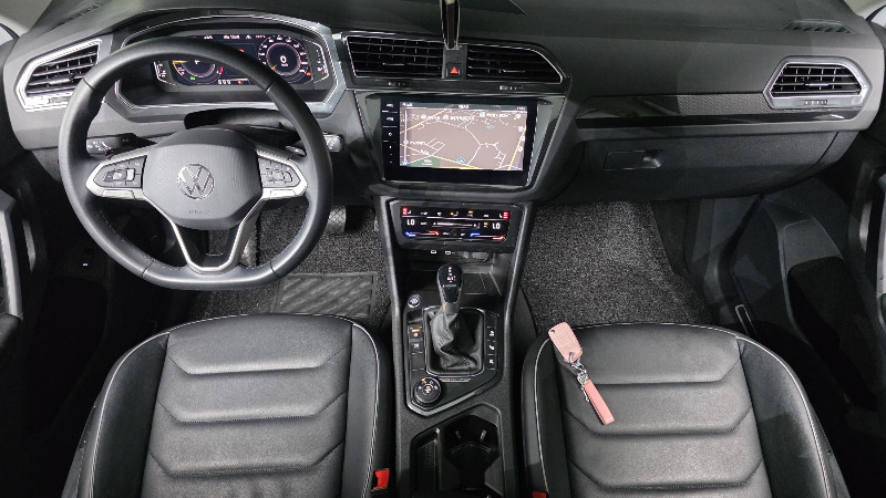 car Volkswagen Tiguan id52054 photo #7