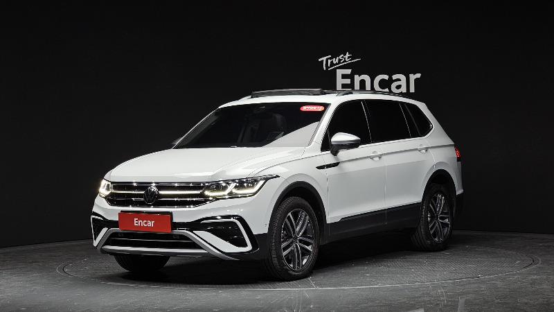 car Volkswagen Tiguan id52056 main photo