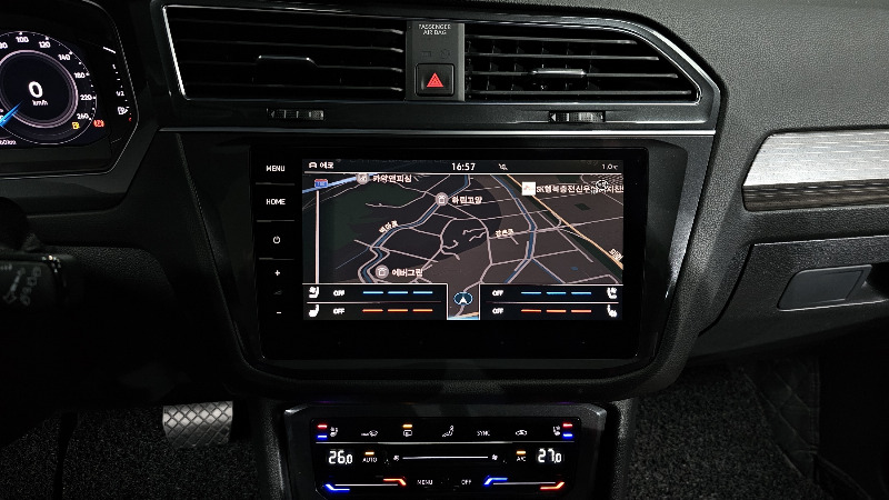 car Volkswagen Tiguan id52056 photo #14