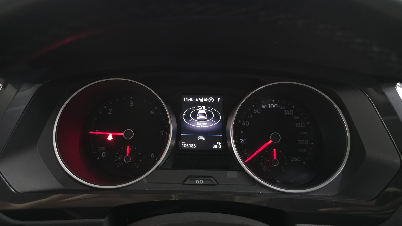 car Volkswagen Tiguan id52059 photo #8