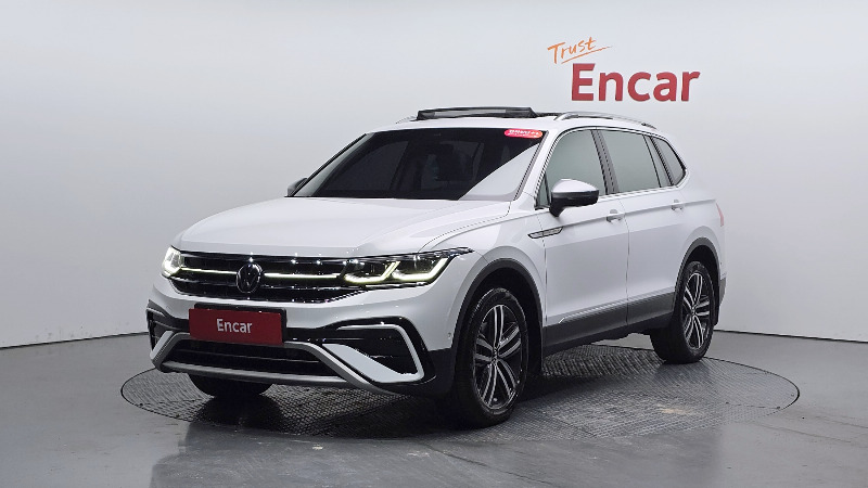 car Volkswagen Tiguan id52061 main photo