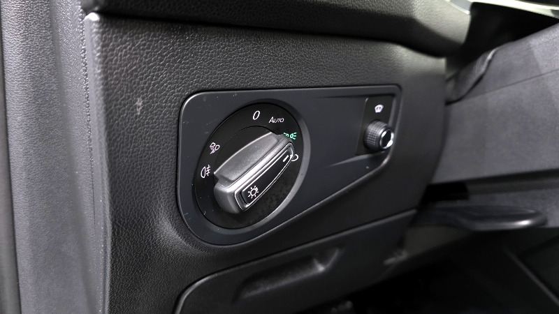 car Volkswagen Tiguan id52076 photo #11