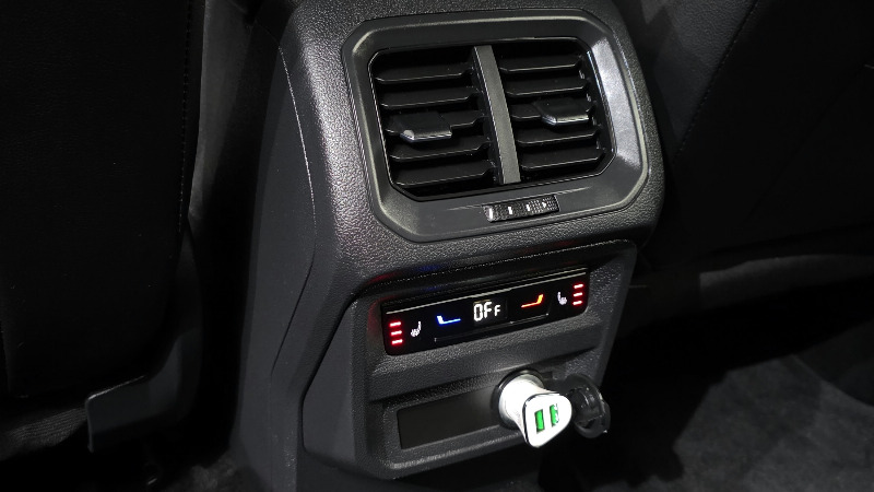 car Volkswagen Tiguan id52076 photo #17