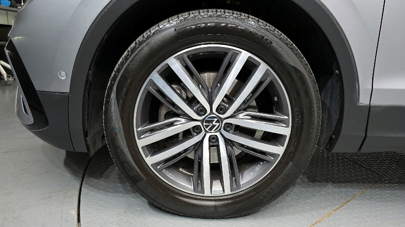 car Volkswagen Tiguan id52076 photo #5