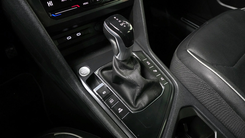 car Volkswagen Tiguan id52076 photo #9