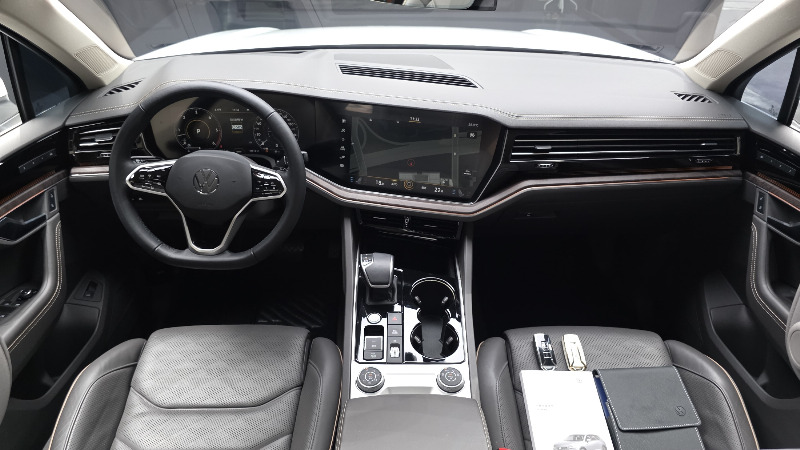 car Volkswagen Touareg id52079 photo #7
