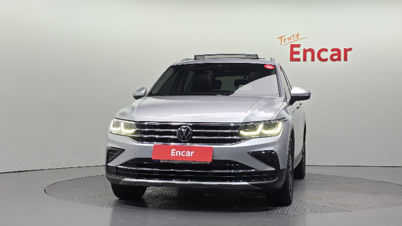 car Volkswagen Tiguan id52092 photo #3