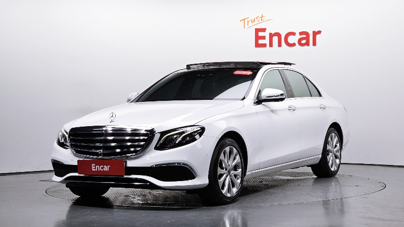 car Mercedes Benz E Class id52208 main photo
