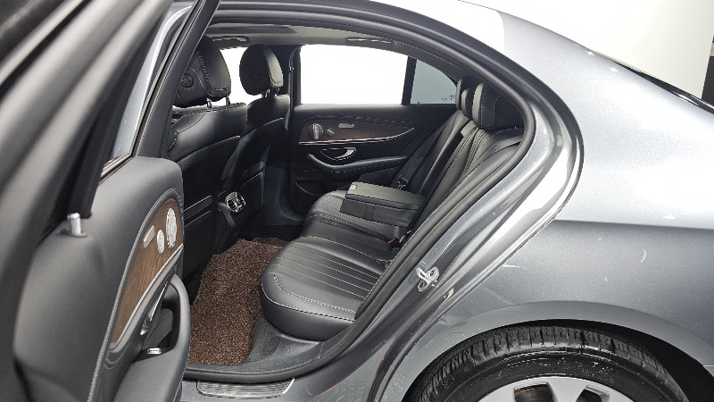 car Mercedes Benz E Class id52209 photo #12