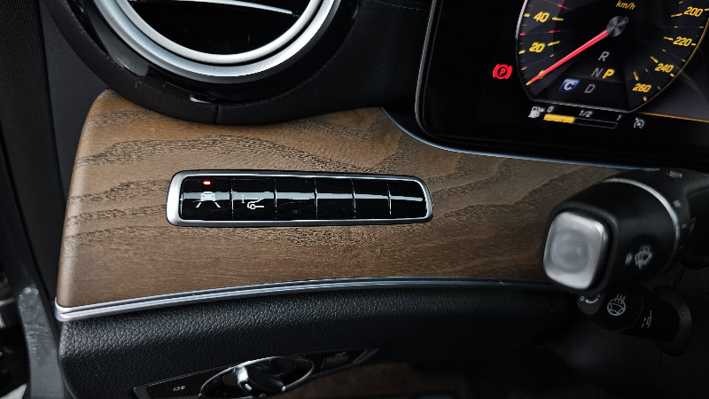 car Mercedes Benz E Class id52209 photo #18