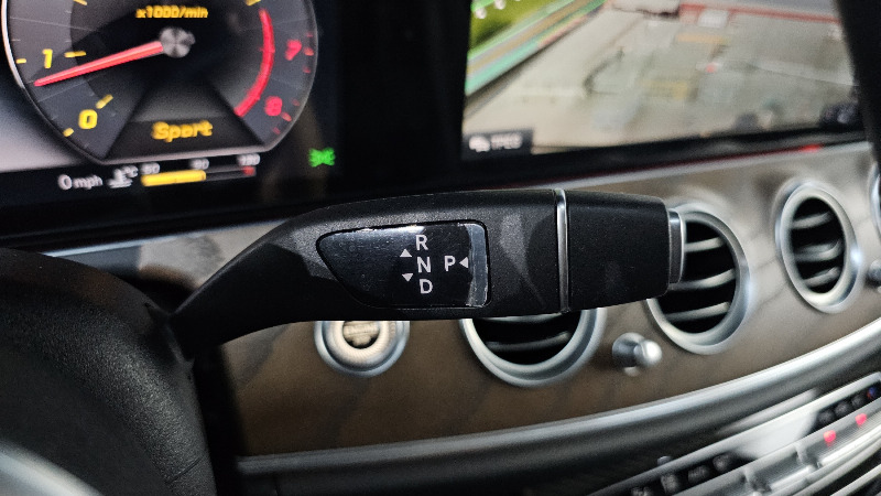 car Mercedes Benz E Class id52209 photo #9
