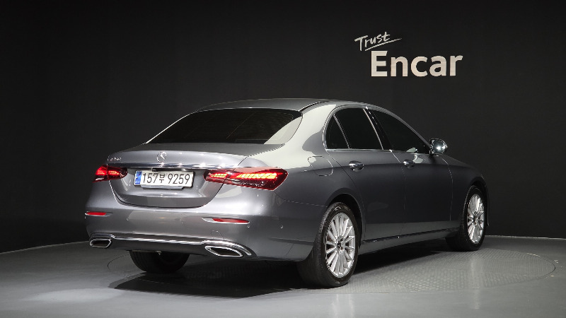 car Mercedes Benz E Class id52210 photo #2