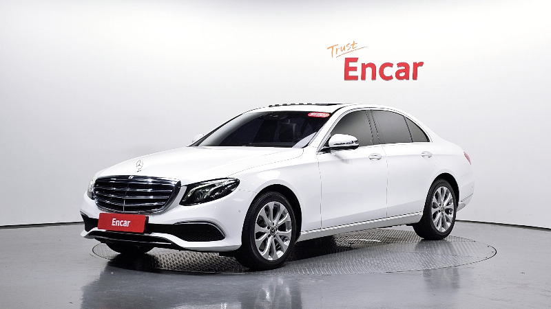 car Mercedes Benz E Class id52220 main photo
