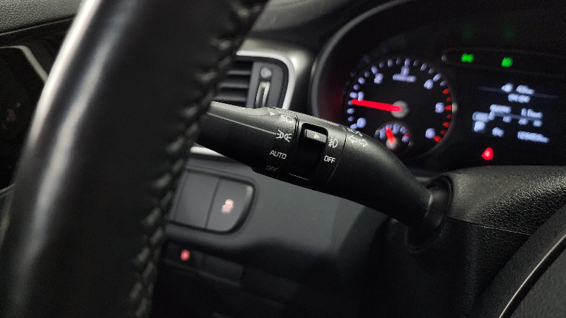 car KIA Sorento id52337 photo #14