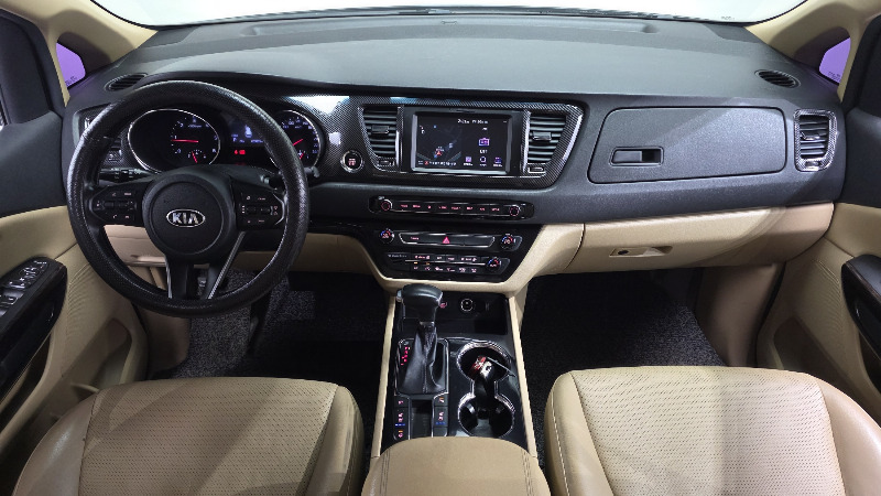 car KIA Carnival id52365 photo #7