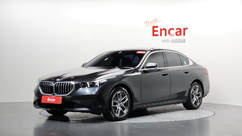 car BMW 5 Series id52549 main photo
