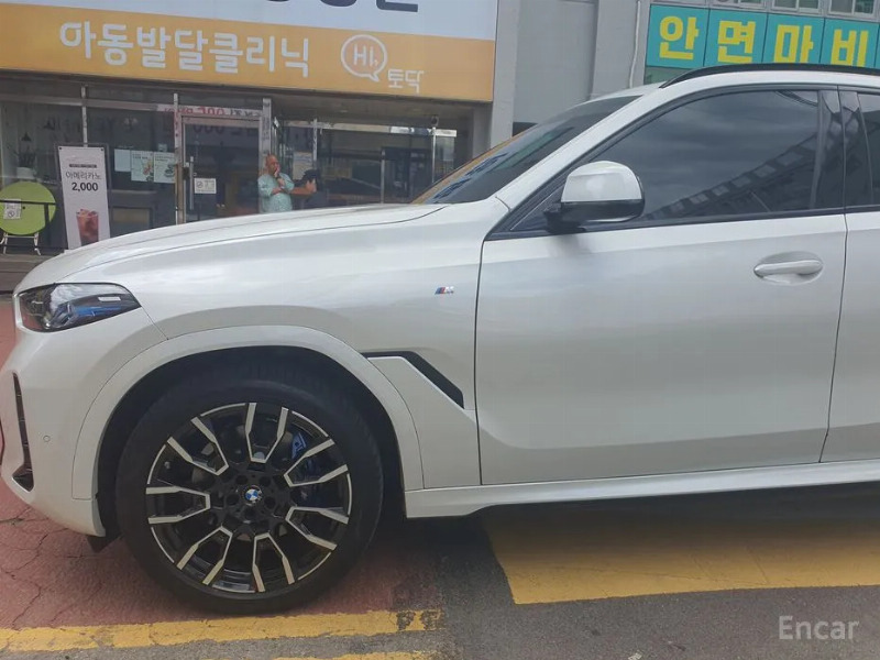 car BMW X6 id52646 photo #9