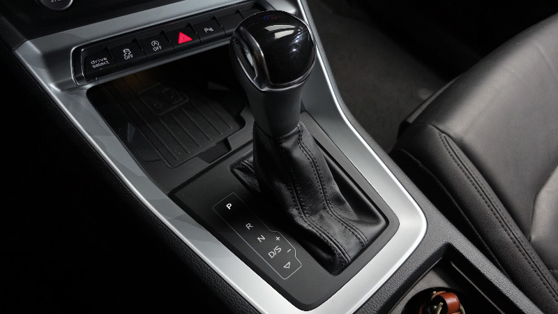 car Audi Q3 id52677 photo #9