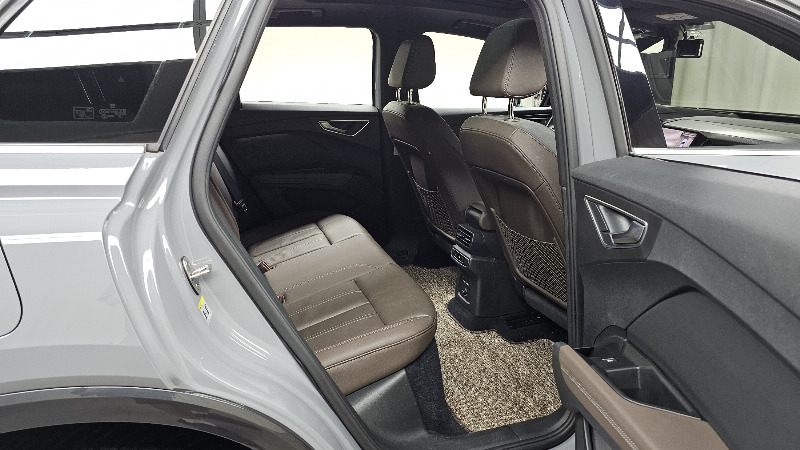 car Audi Q4 e-tron id52705 photo #12