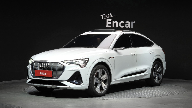 car Audi e-tron id52706 main photo