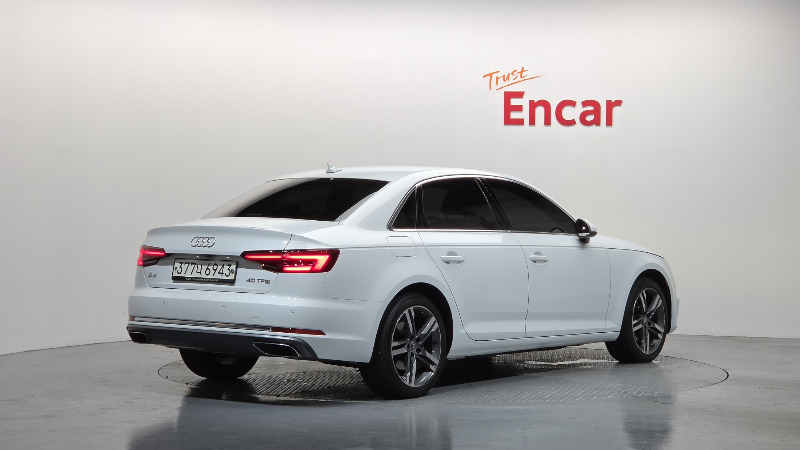 car Audi A4 id52759 photo #2